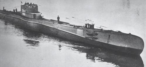 鹰号潜艇在线观看,深海征途，揭秘神秘潜艇传奇